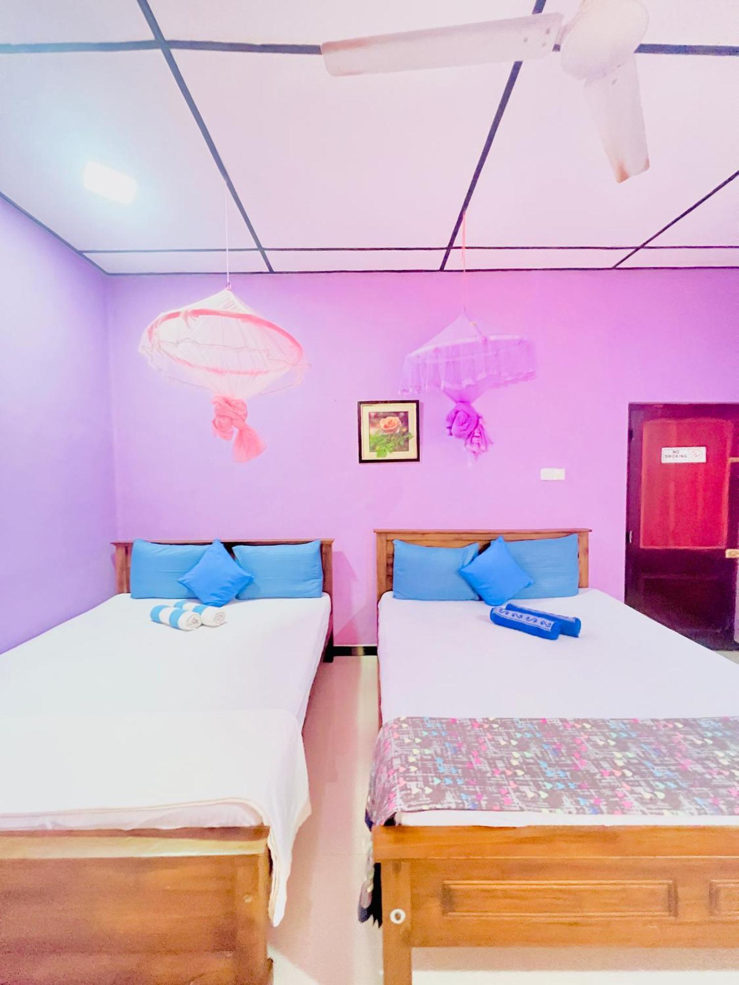 Gloriya Mathews Hotel Negombo Exterior photo