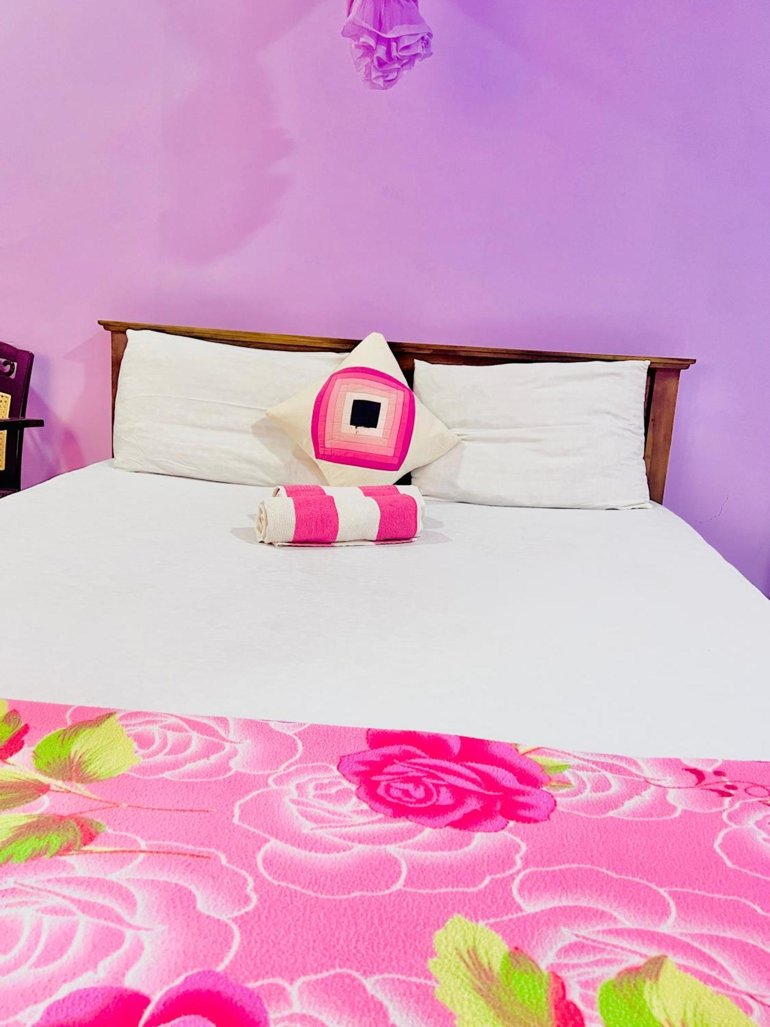Gloriya Mathews Hotel Negombo Exterior photo